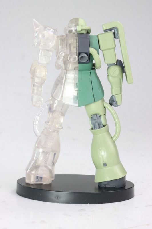 Mobile Suit Gundan Structure MS 06F Zaku Banpresto