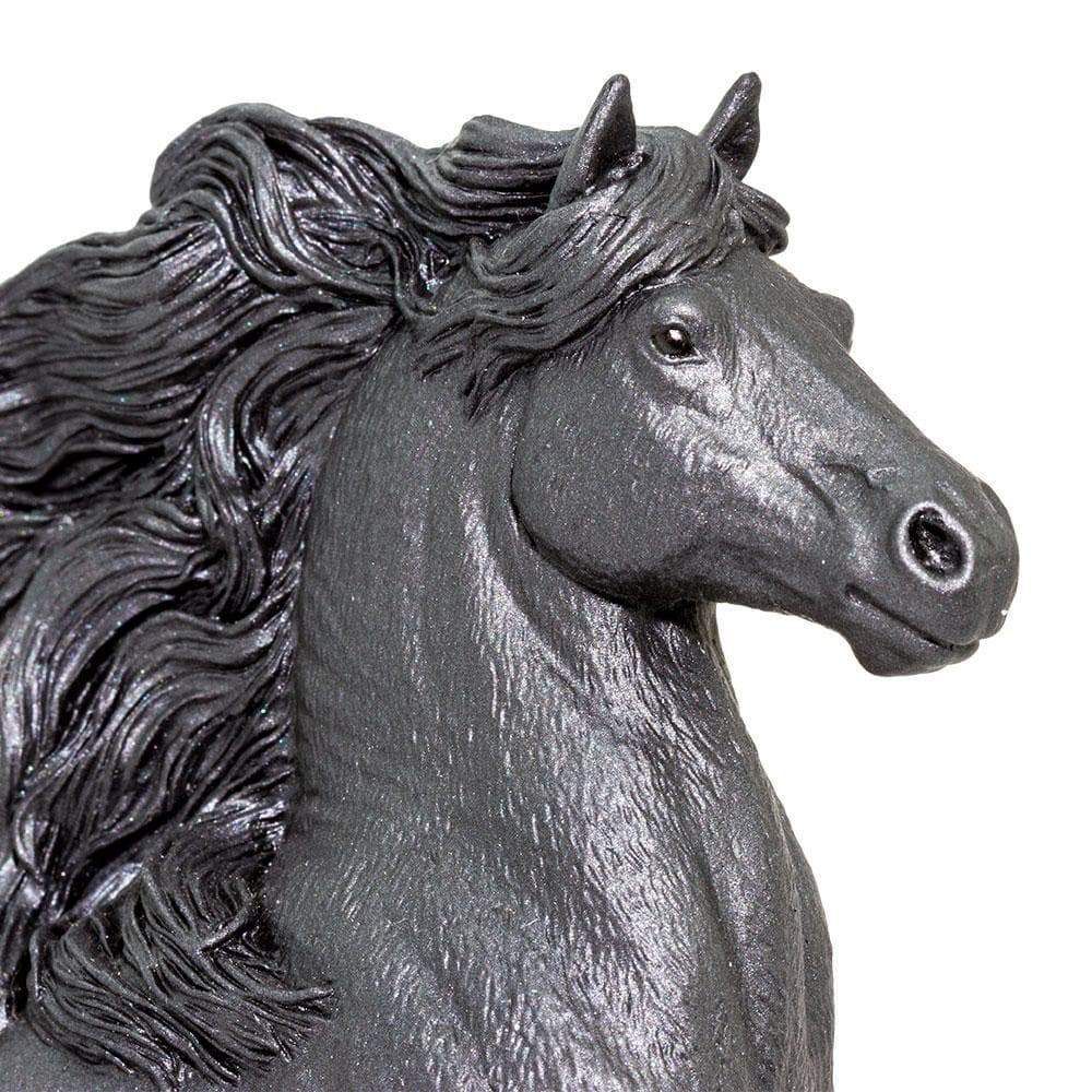 Figura Égua Friesian Safari Ltd.