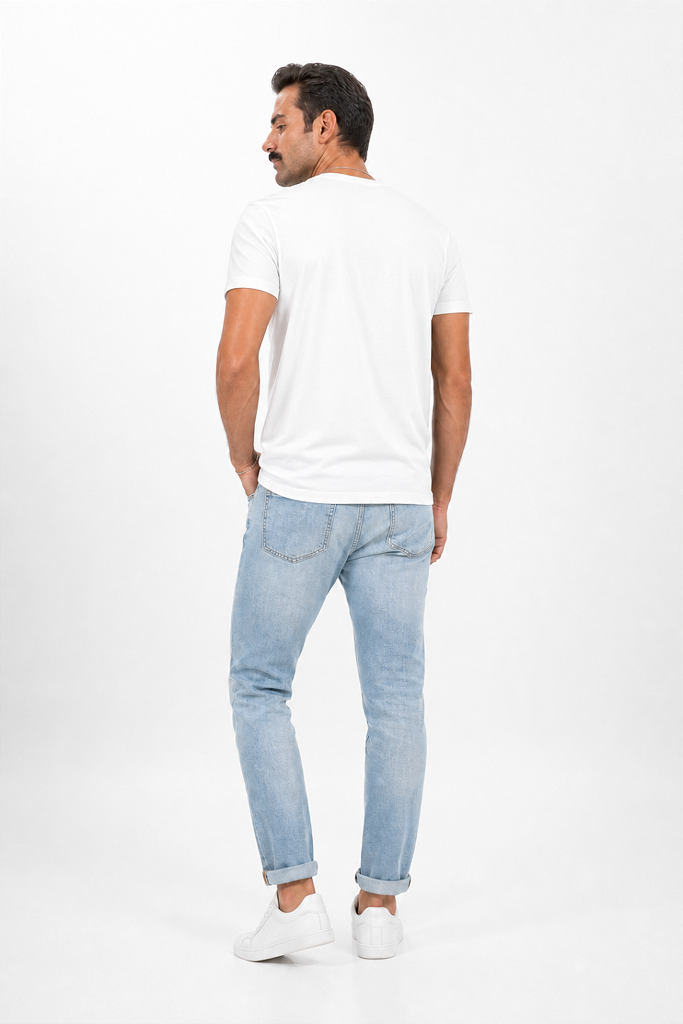 Camiseta - O armário tem poeira e eu tenho Rinite