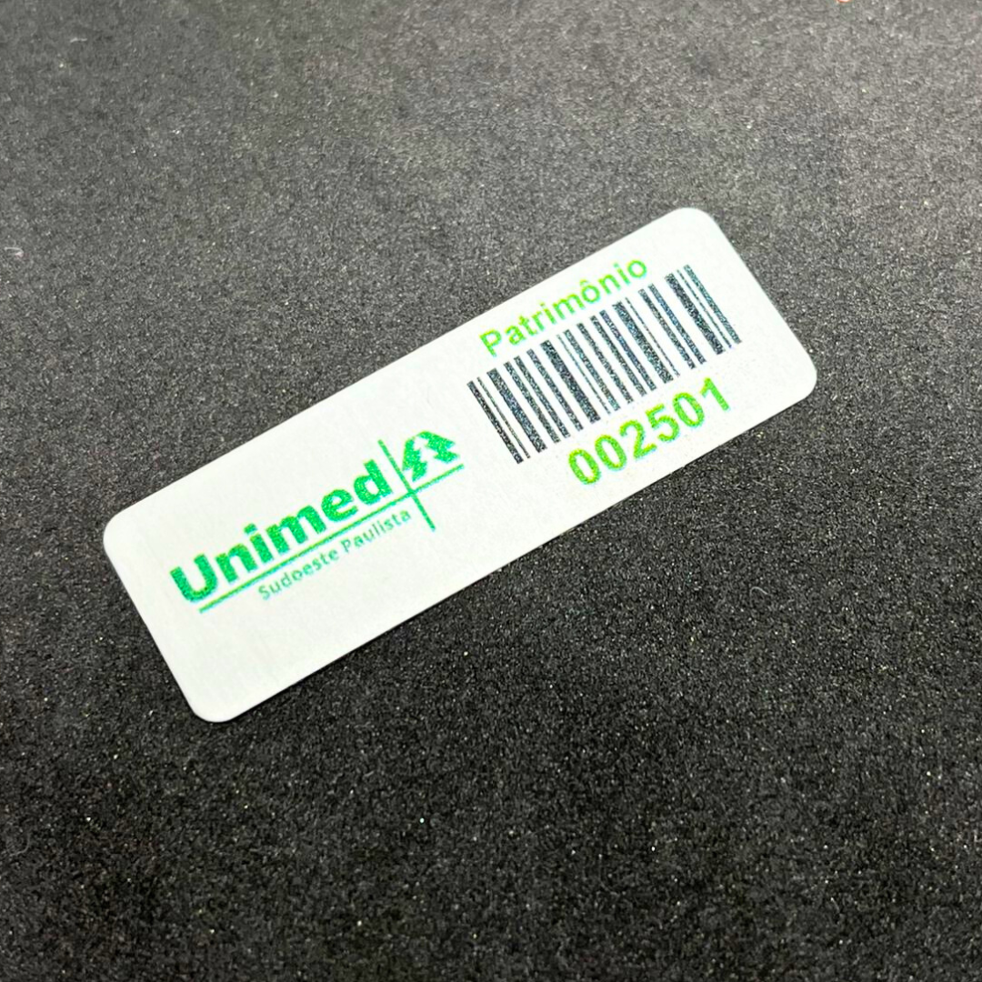 1000 Plaquinhas Patrimoniais de Alumínio Personalizadas – 4,5x1,5 cm com Adesivo Dupla Face
