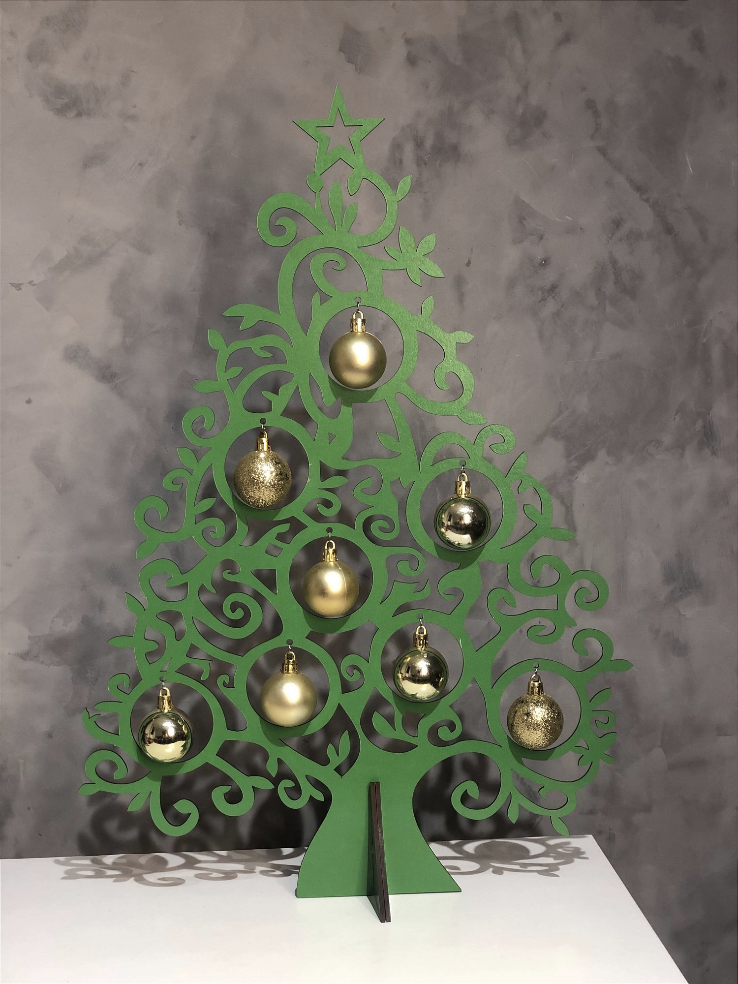 Árvore de Natal em MDF Laminado (60x40cm) Enfeite Pinheiro Natalino