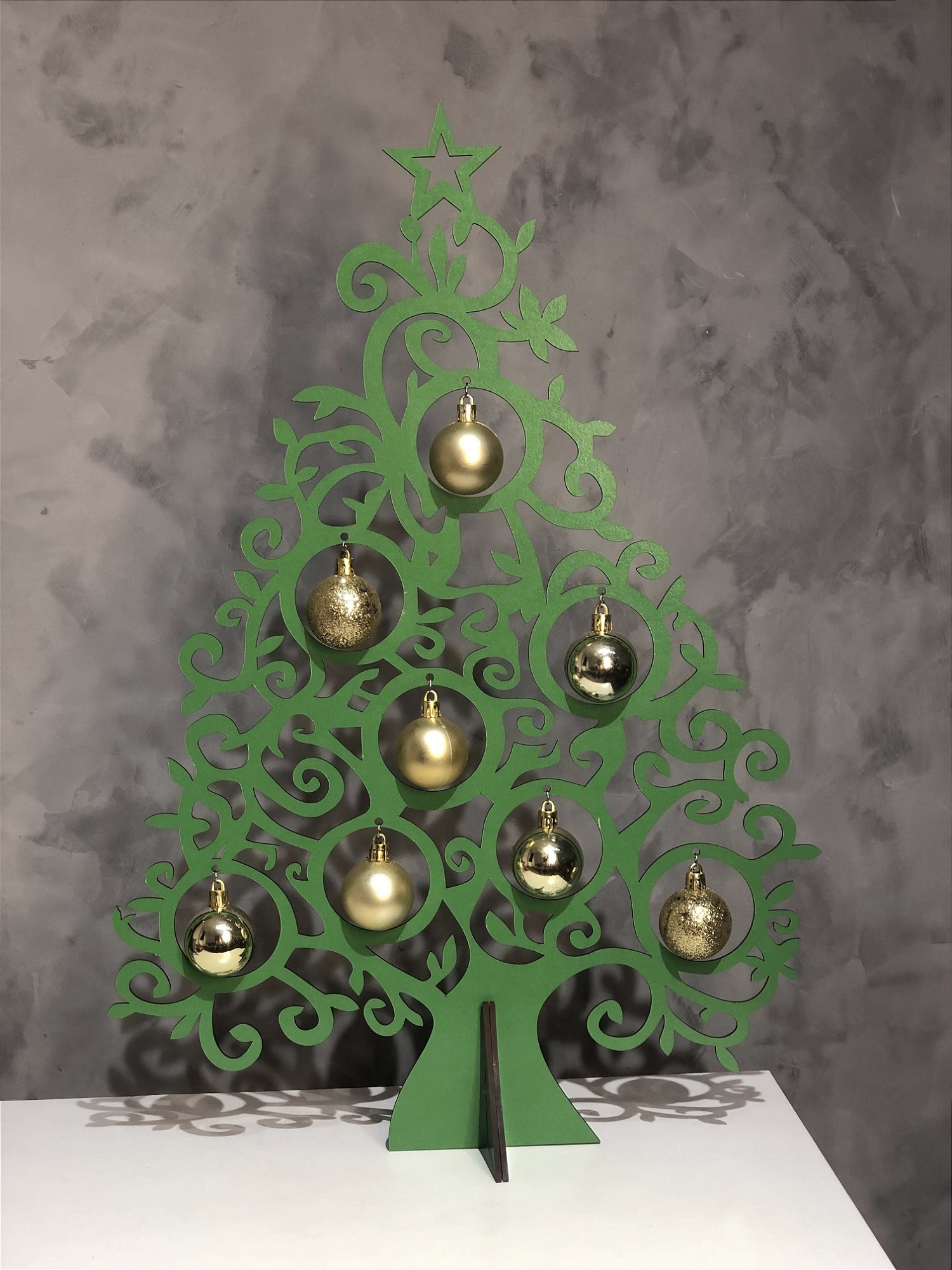 Árvore de Natal em MDF Laminado (60x40cm) Enfeite Pinheiro Natalino