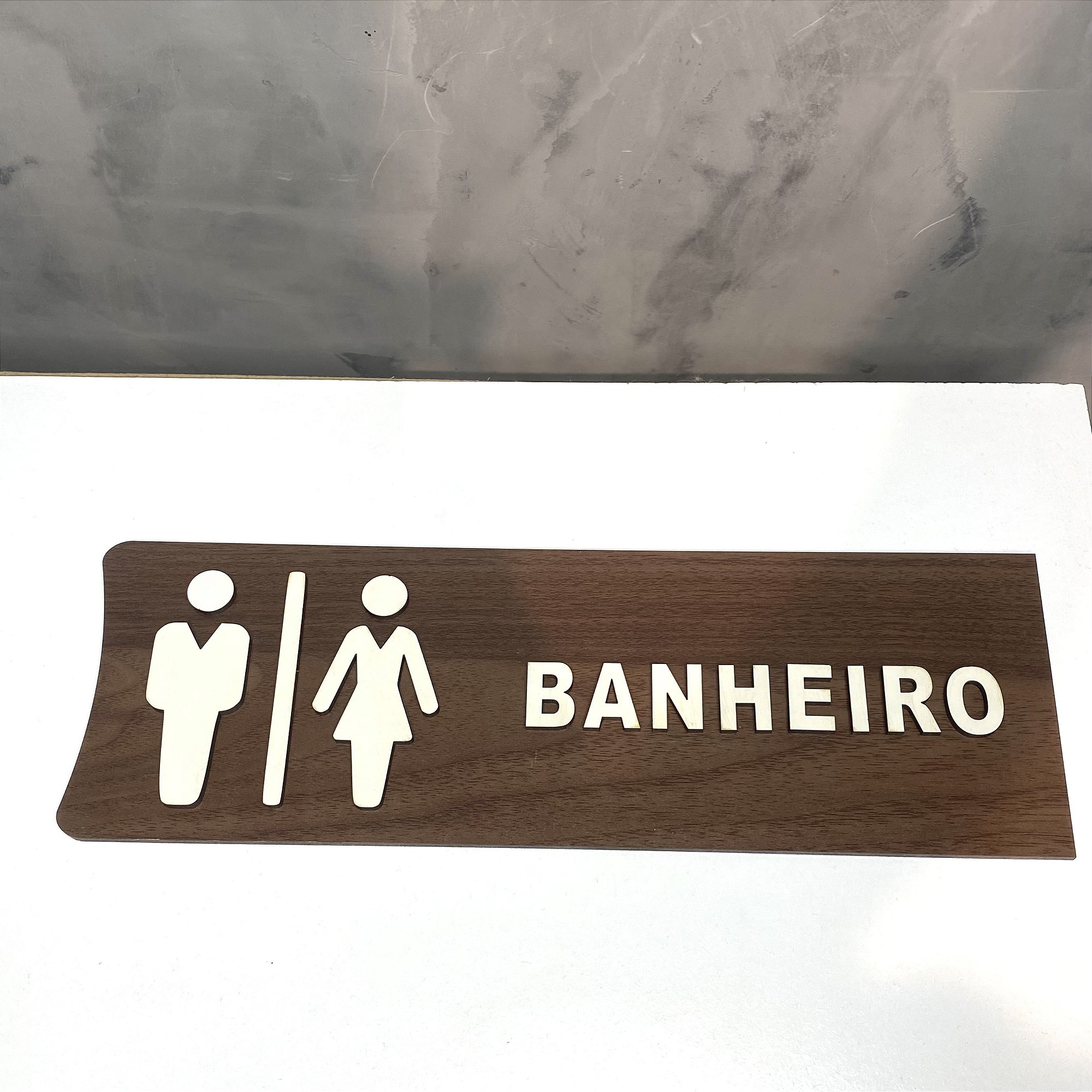 Placa de Sinalização de Banheiro Unissex (30x10cm) em MDF