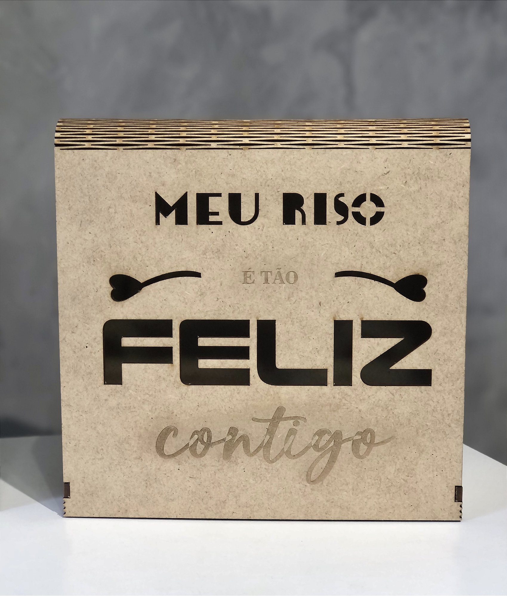 Caixa de Presente em MDF Cru (20x20x10cm) para Aniversário e Ocasiões Românticas