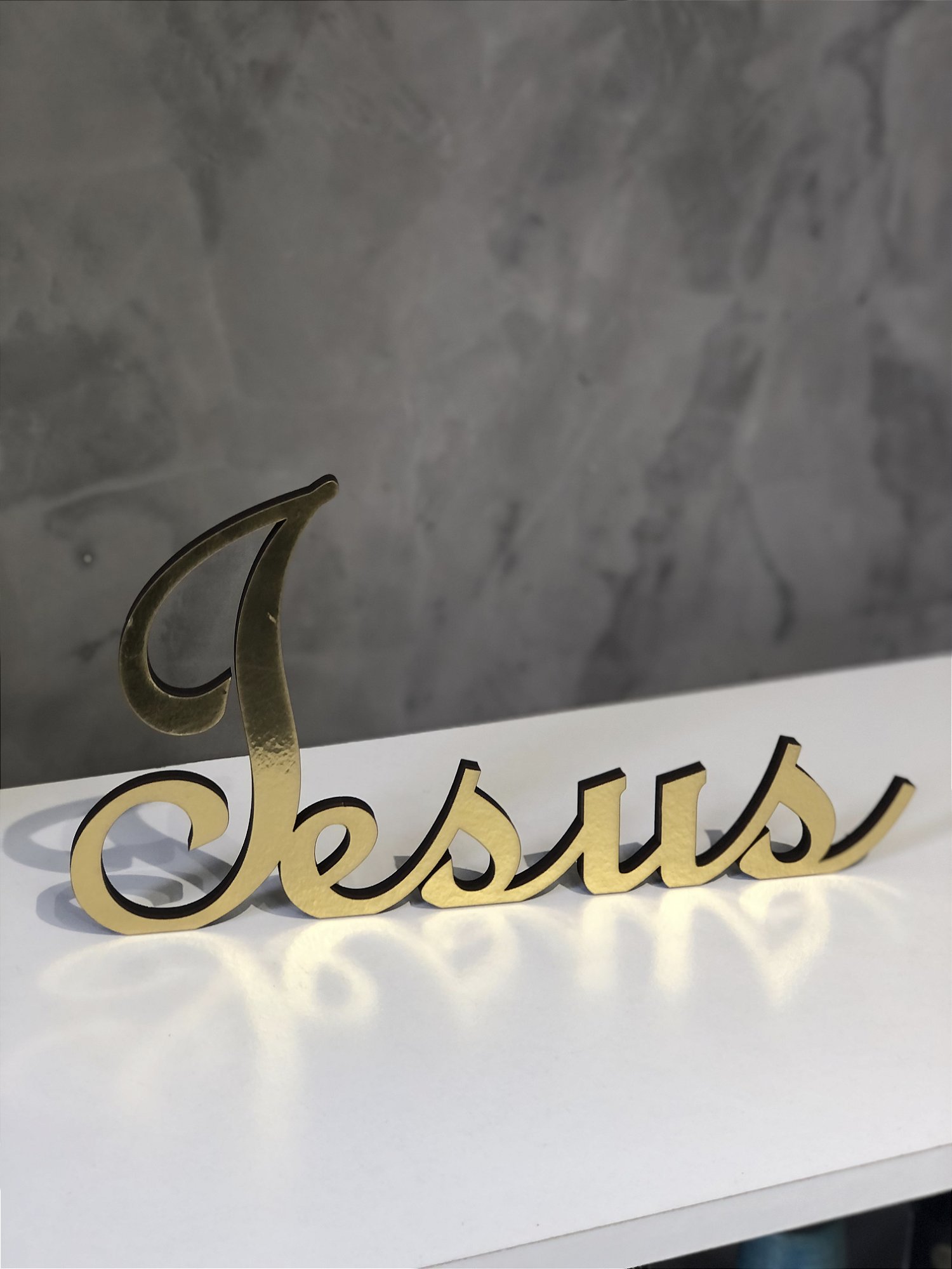 Palavra Jesus em MDF Espelhado 9mm (30x15cm) Decoração Cristã