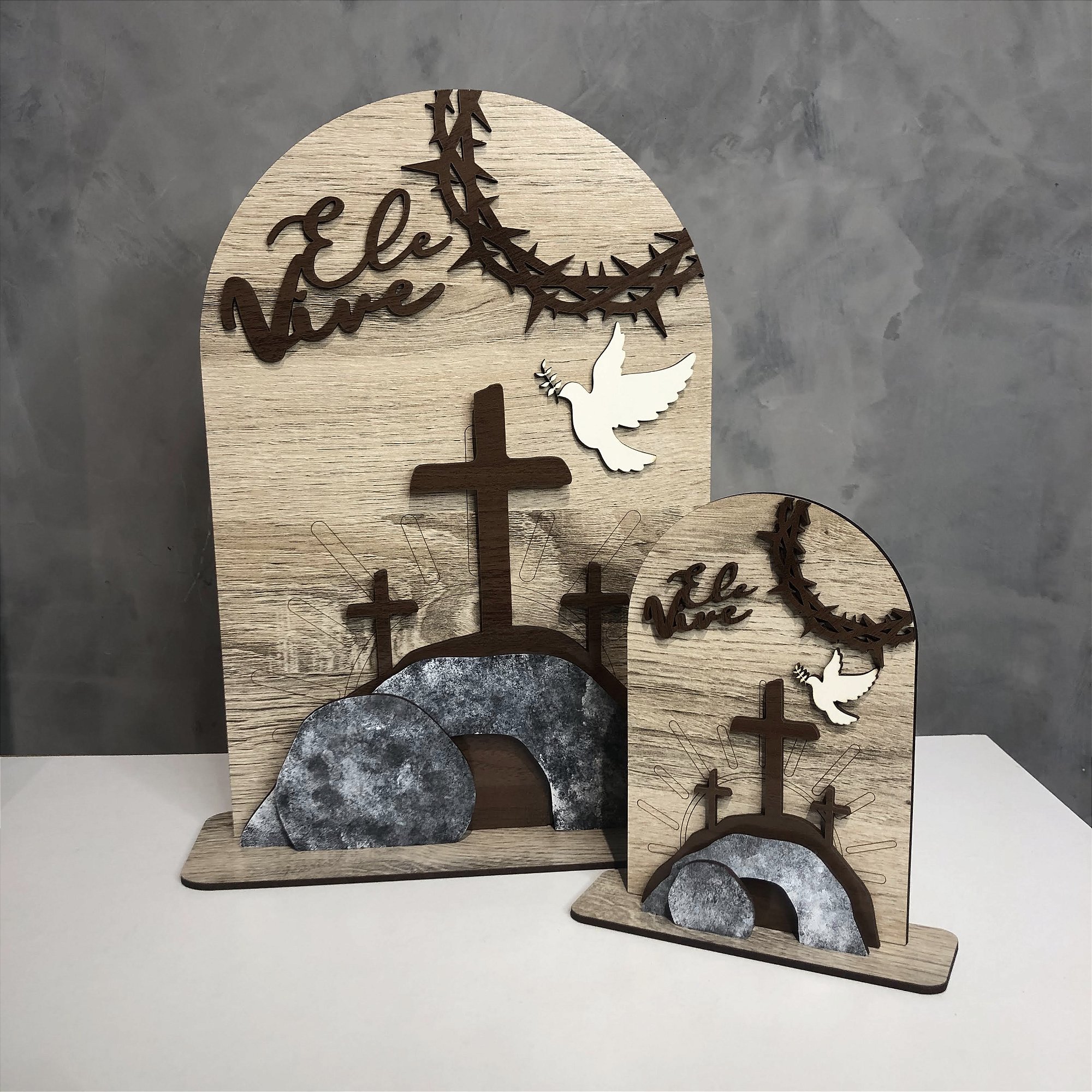 Enfeite de Mesa Monte Calvário "Ele Ressuscitou" em MDF Decoração Cristã