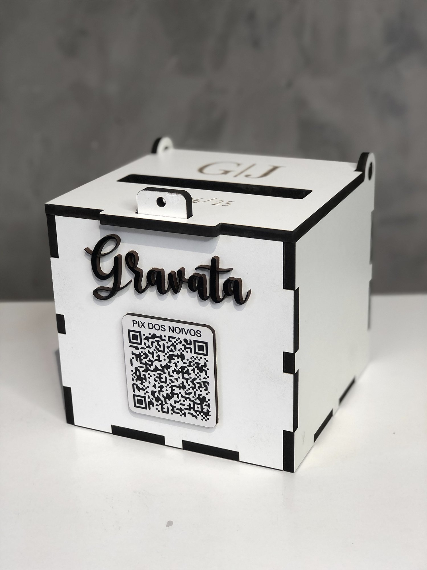 Caixa Cofre para Casamento em MDF com PIX para Gravata, Sapatinho e Lua de Mel