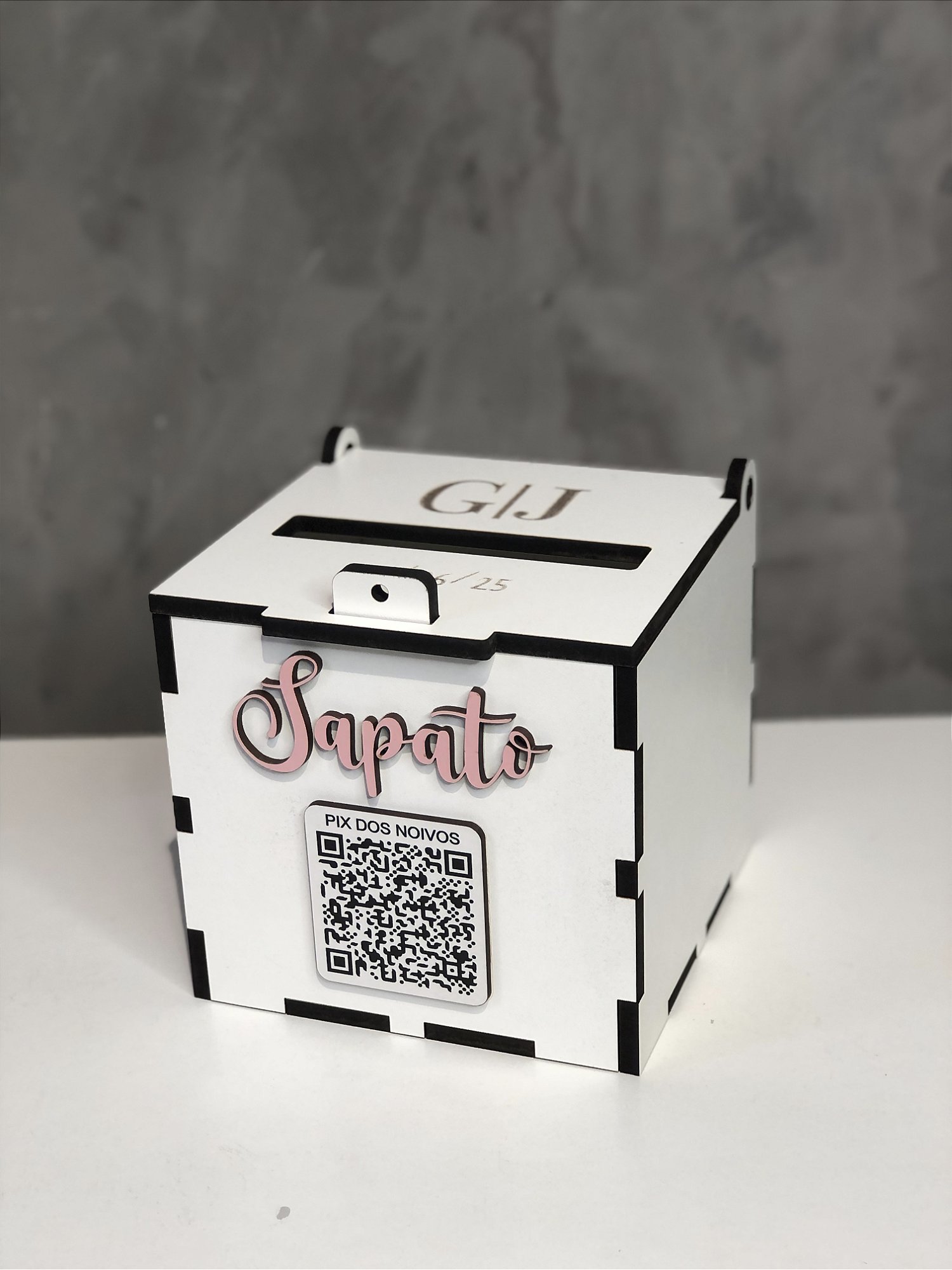 Caixa Cofre para Casamento em MDF com PIX para Gravata, Sapatinho e Lua de Mel