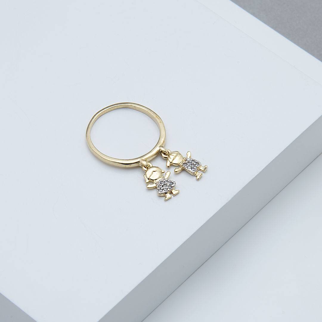 Anel Dourado com Pingentes de Menininhos em Zircônia - Banhado a ouro 18k
