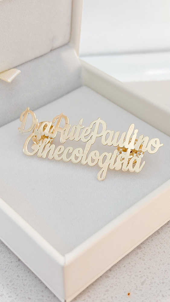 Broche Personalizado Profissional – Nome e Especialidade