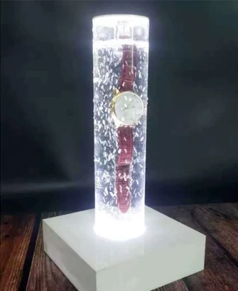 Expositor de Relógio Acrílico com LED à Prova d’Água