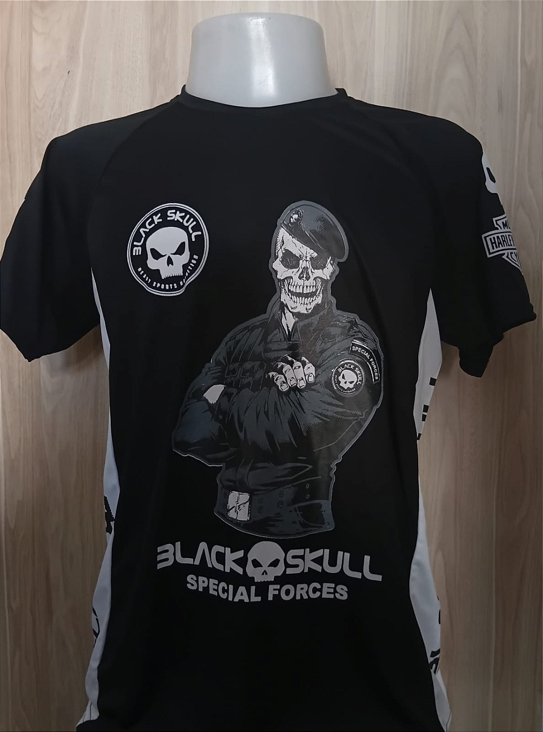 Camiseta Masculina Dry Fit Estampada Black Skull