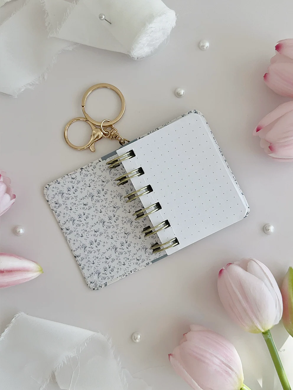 Mini-journal: Blue Rose Toile Composition - Leela Journals