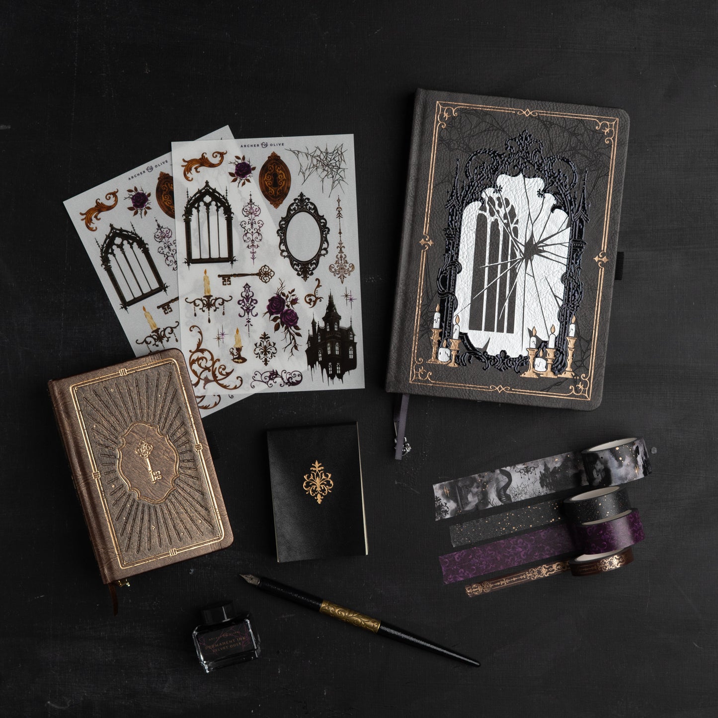 Halloween Box: Whispering Walls - Archer & Olive