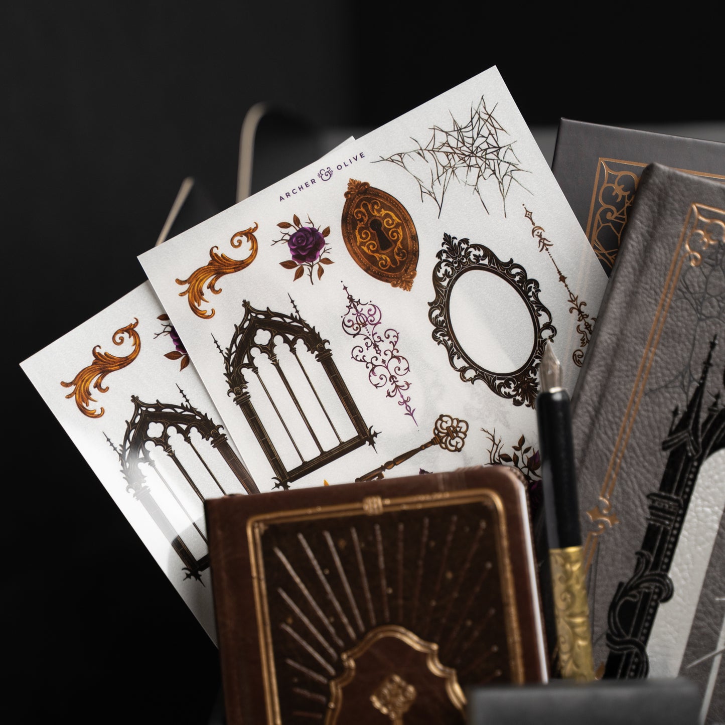 Halloween Box: Whispering Walls - Archer & Olive