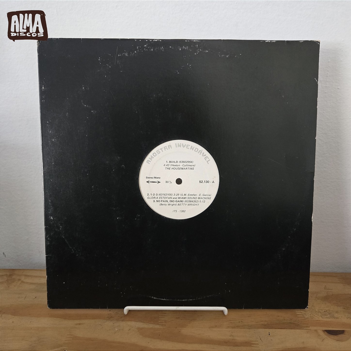 COLETÂNEA - SADE / THE HOUSEMARTINS / GLORIA STEFAN / BETTY WRIGTH