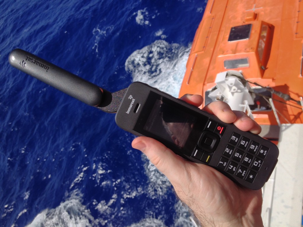 TELEFONE ISATPHONE 2 DE COMUNICAÇÃO MÓVEL POR VOZ VIA SATÉLITE