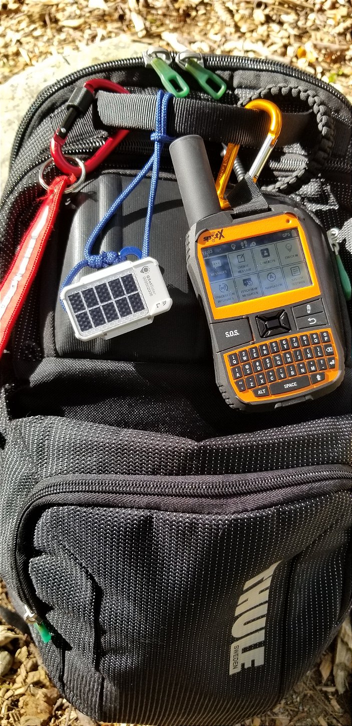 Mini Rastreador Via Satélite Solar - GSAT