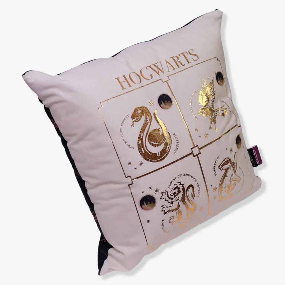 Almofada Casas Douradas Hogwarts - Harry Potter