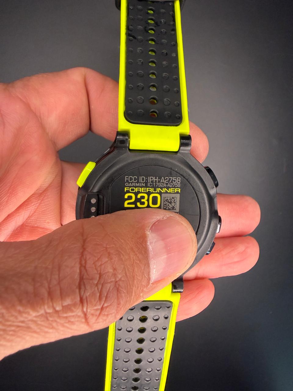 Garmin Forerunner 230 Amarelo Usado