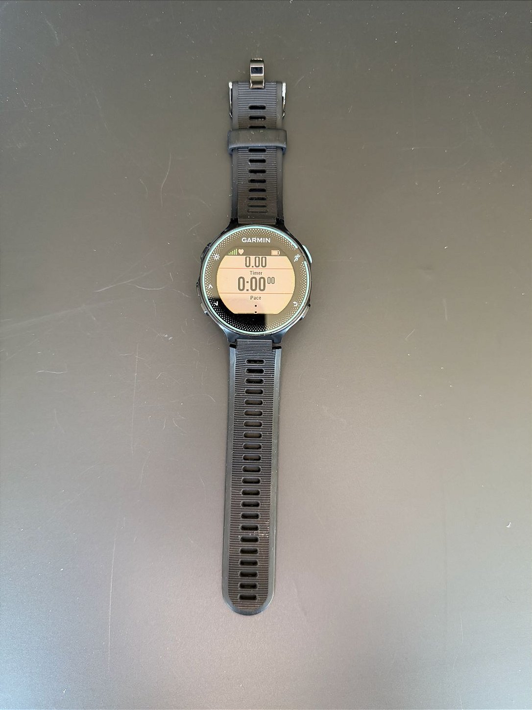 Garmin Forerunner 235 GPS Monitor Cardíaco Preto