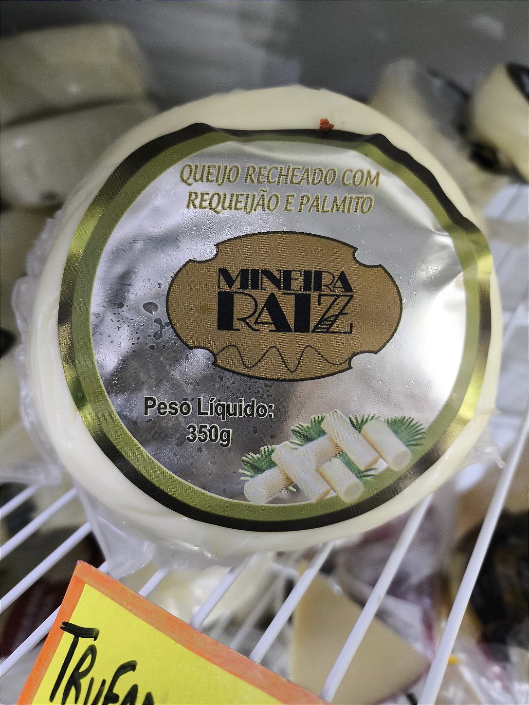 Trufado com requeijão e palmito