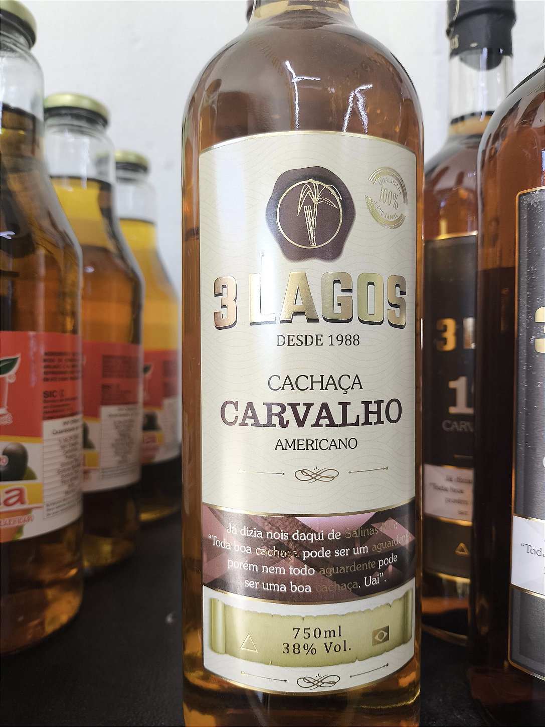 Cachaça envelhecida a do carvalho americano