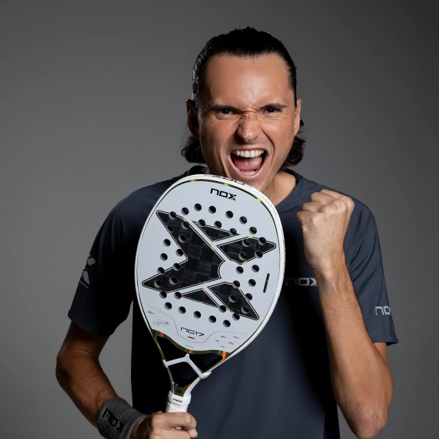 Raquete de Beach Tennis NG17 - by Nico Gianotti 2026 | NOX