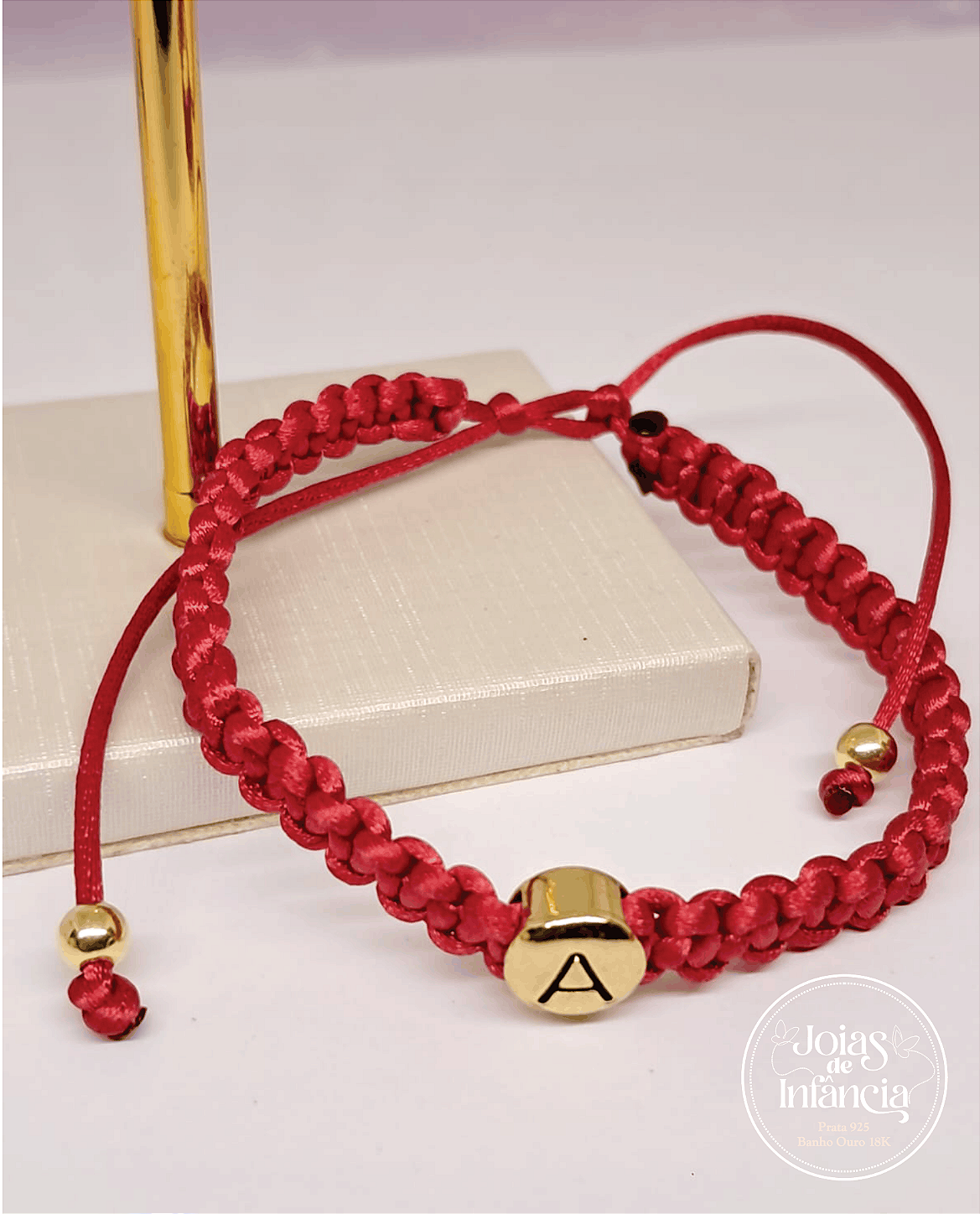 Pulseira Macramê 1mm com Letra Ouro 18k