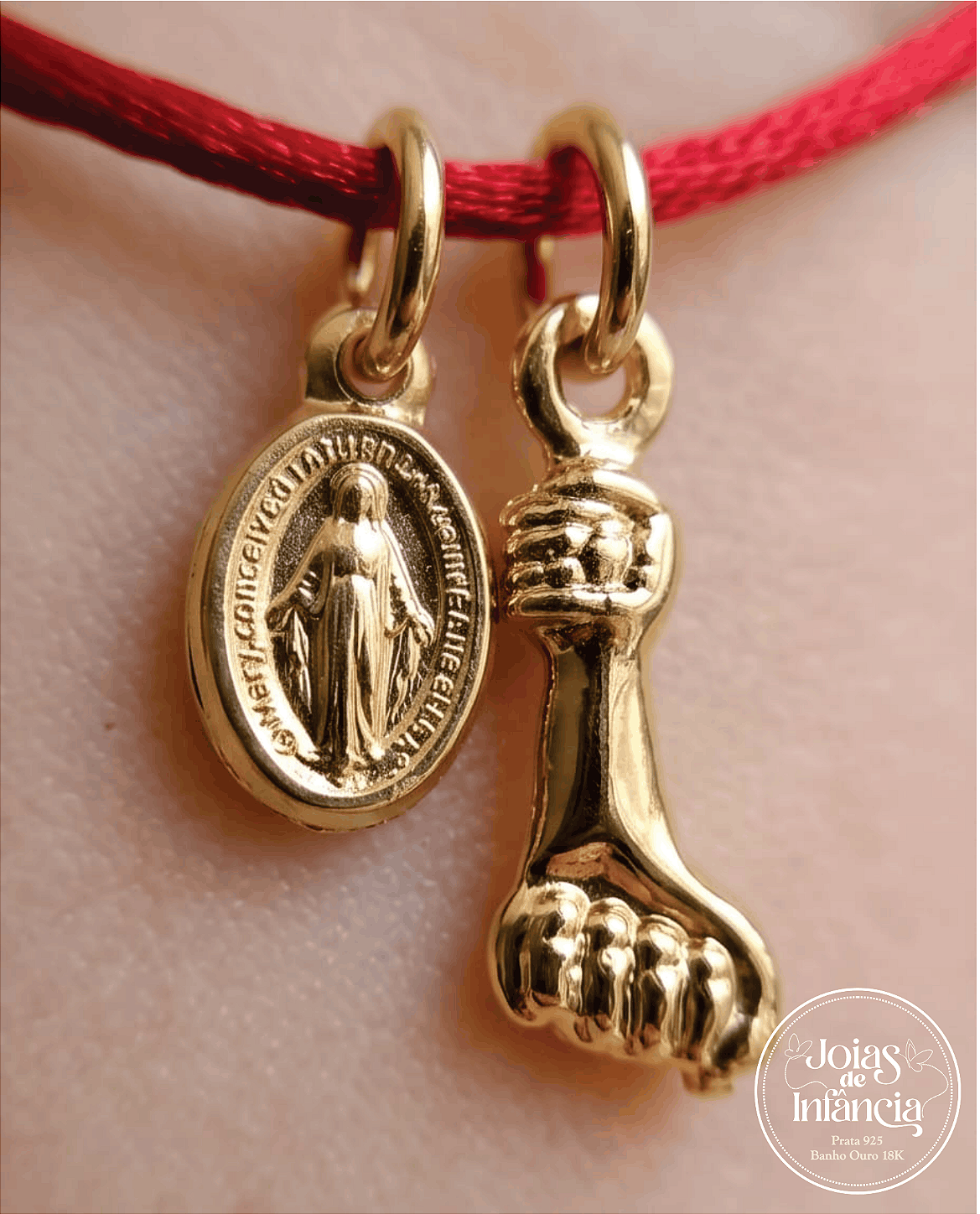 Pulseira vermelha com Figa e N. Sra das Graças com ponteira banhada ouro 18k