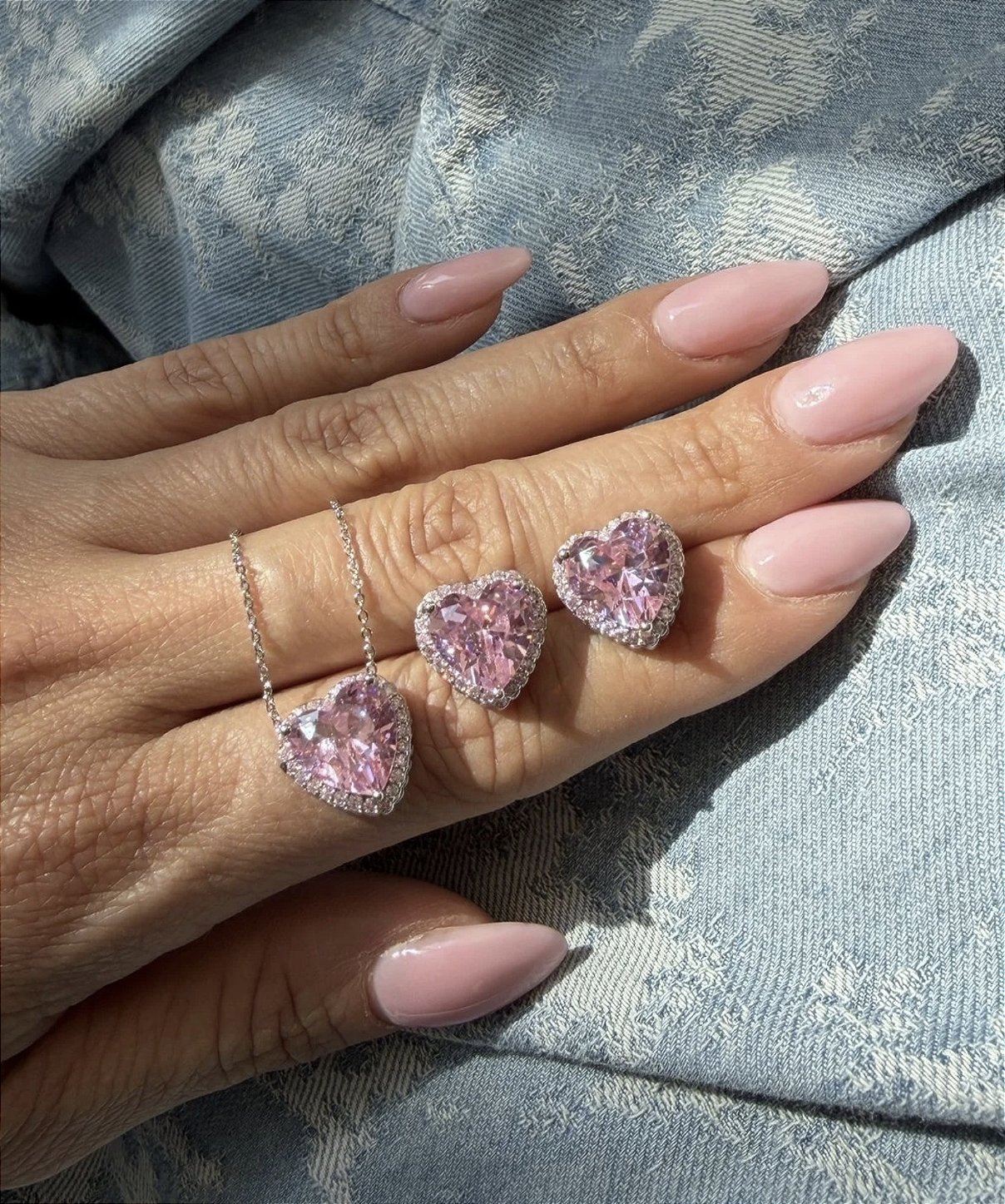 Conjunto Coração Banho de Ródio Branco - Rosa Claro