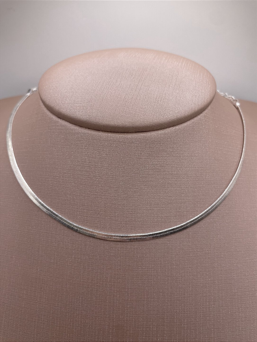 Colar Choker Fita Banho de Prata
