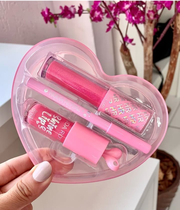Kit Labial Completo Huda Royal Beauty – Estojo Coração Rosa