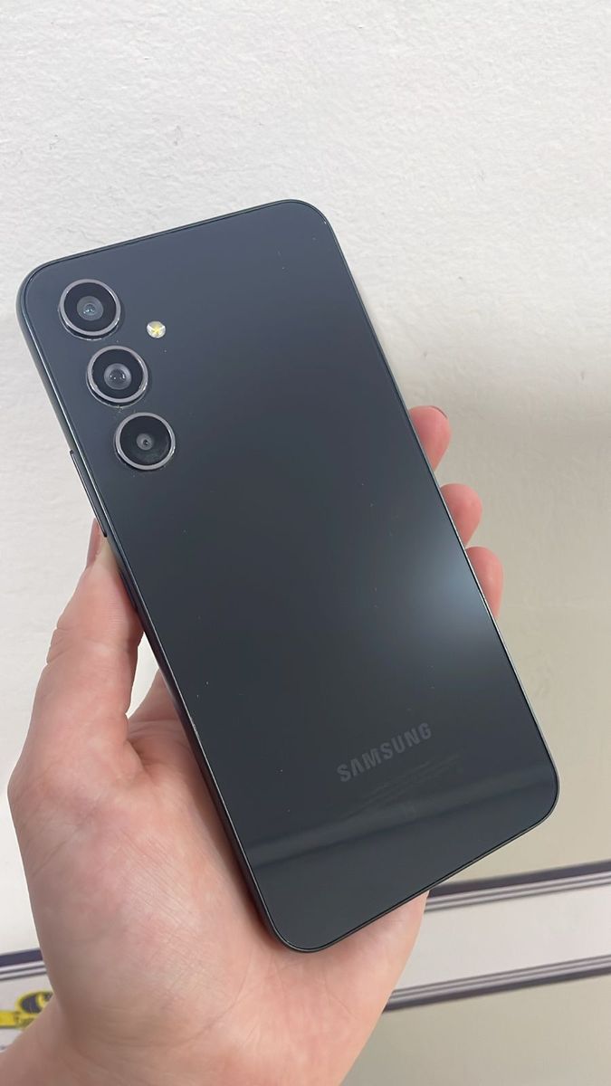 SAMSUNG A54