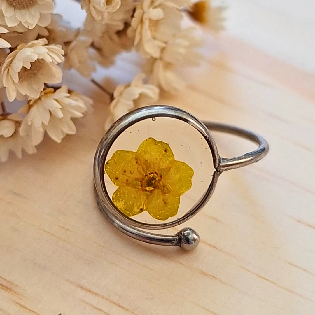 Anel ajustável - Mini Narciso - Amarelo