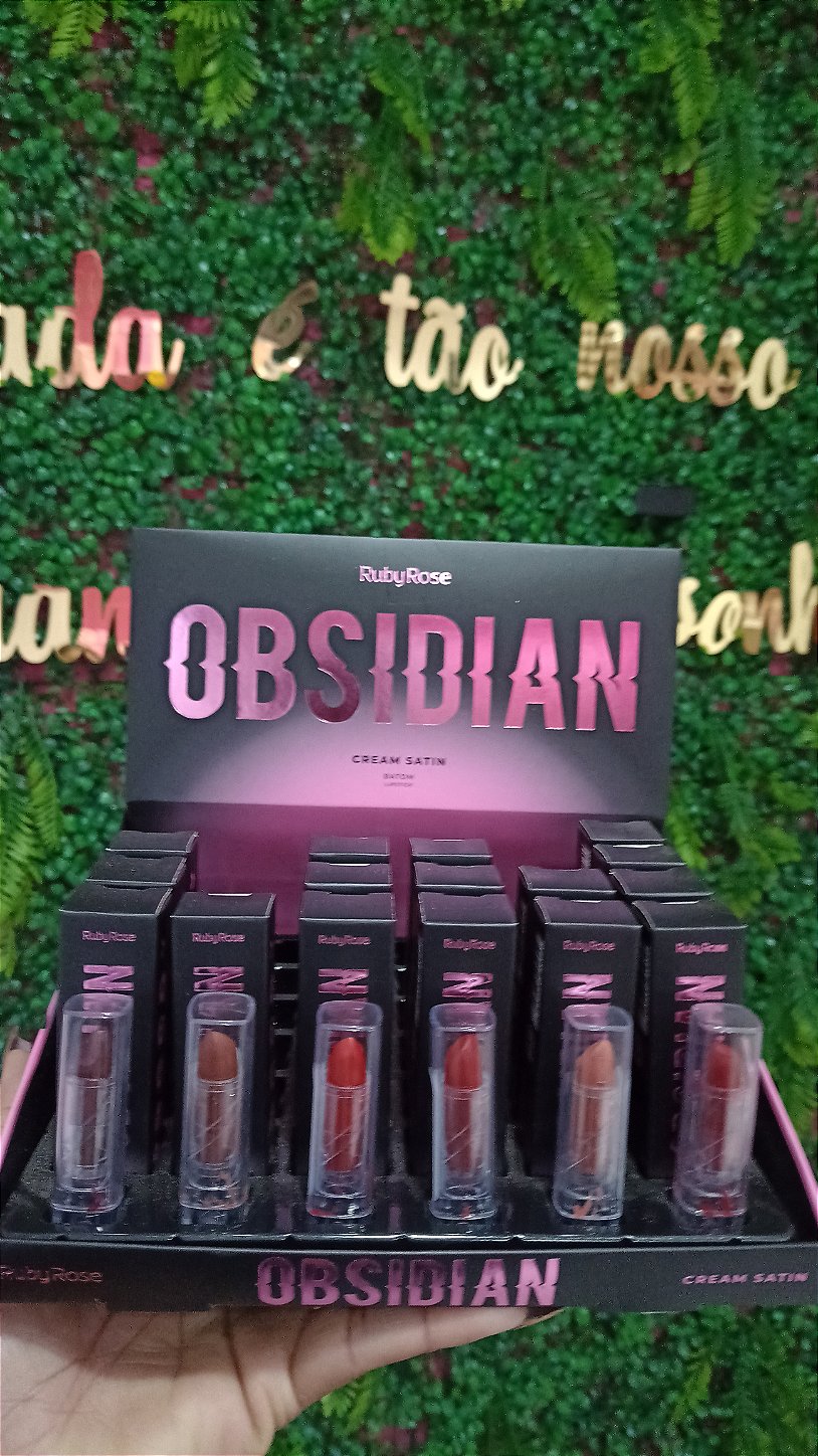 Batom stick cremoso Ruby Rose Obsidian