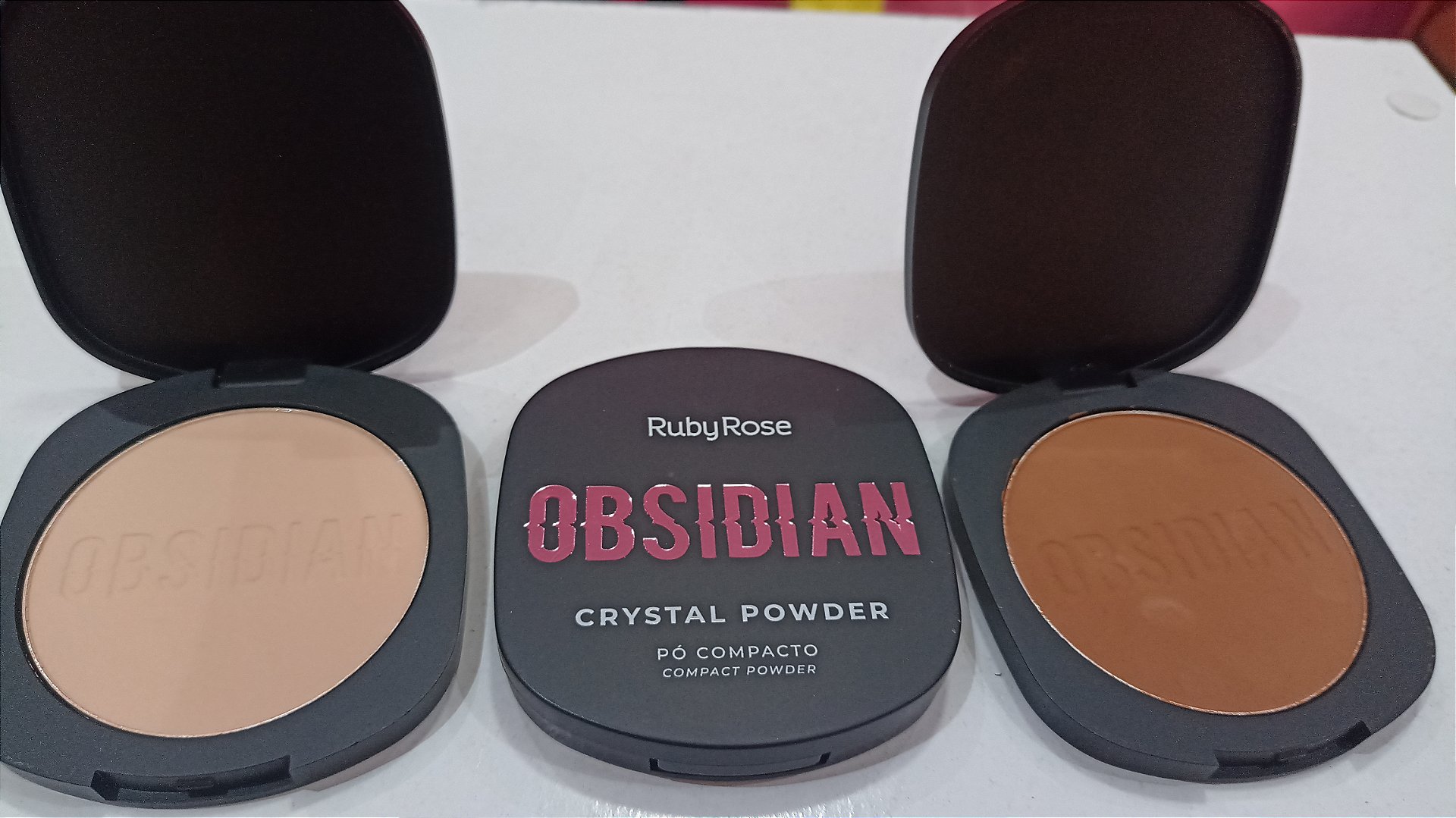 Pó Compacto Obsidian Ruby Rose