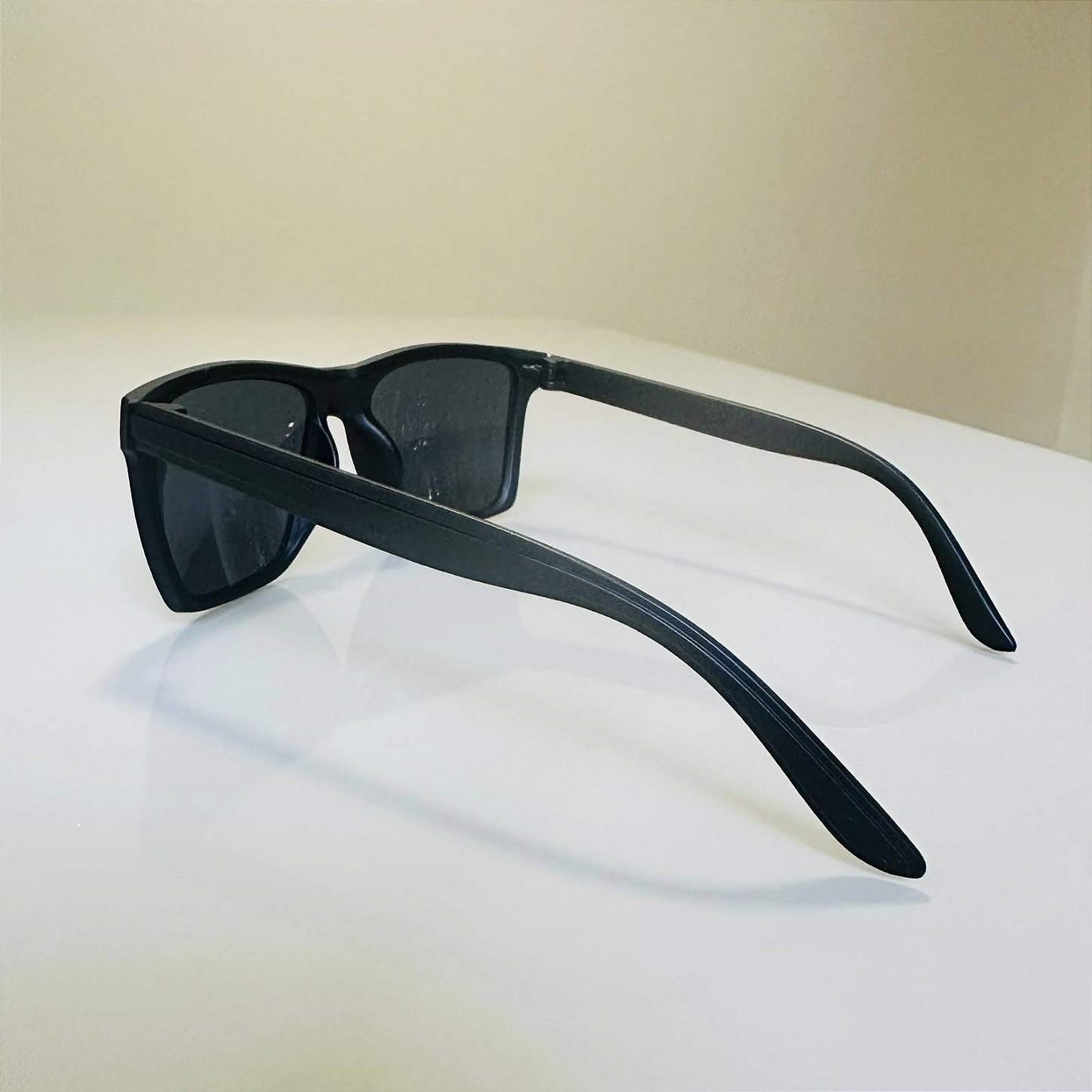Óculos de sol Ultra Intense preto