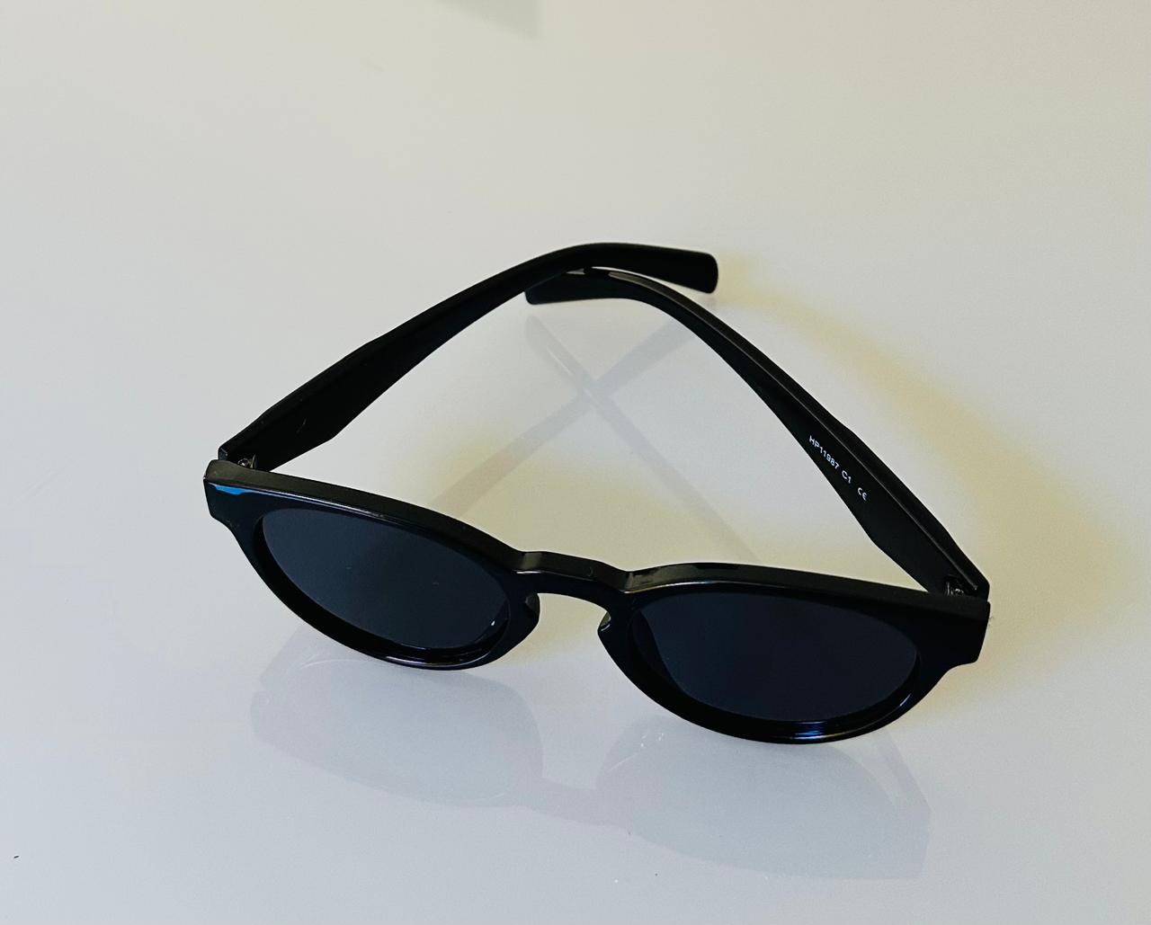 Óculos de sol Lumen plus redondo preto acetato - unissex