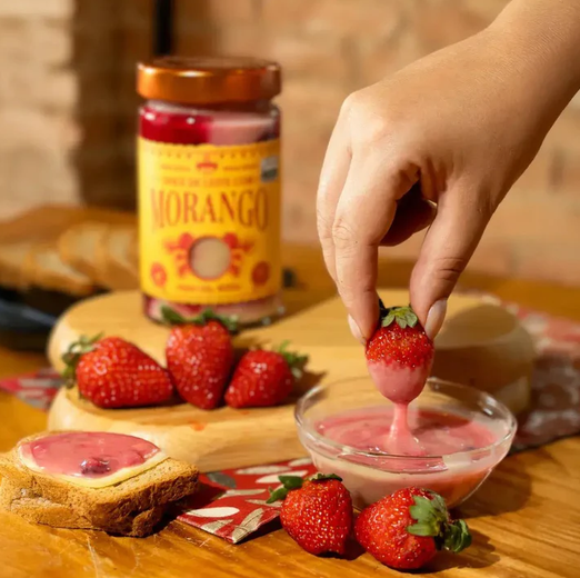 Doce de Leite Com Morango 400g