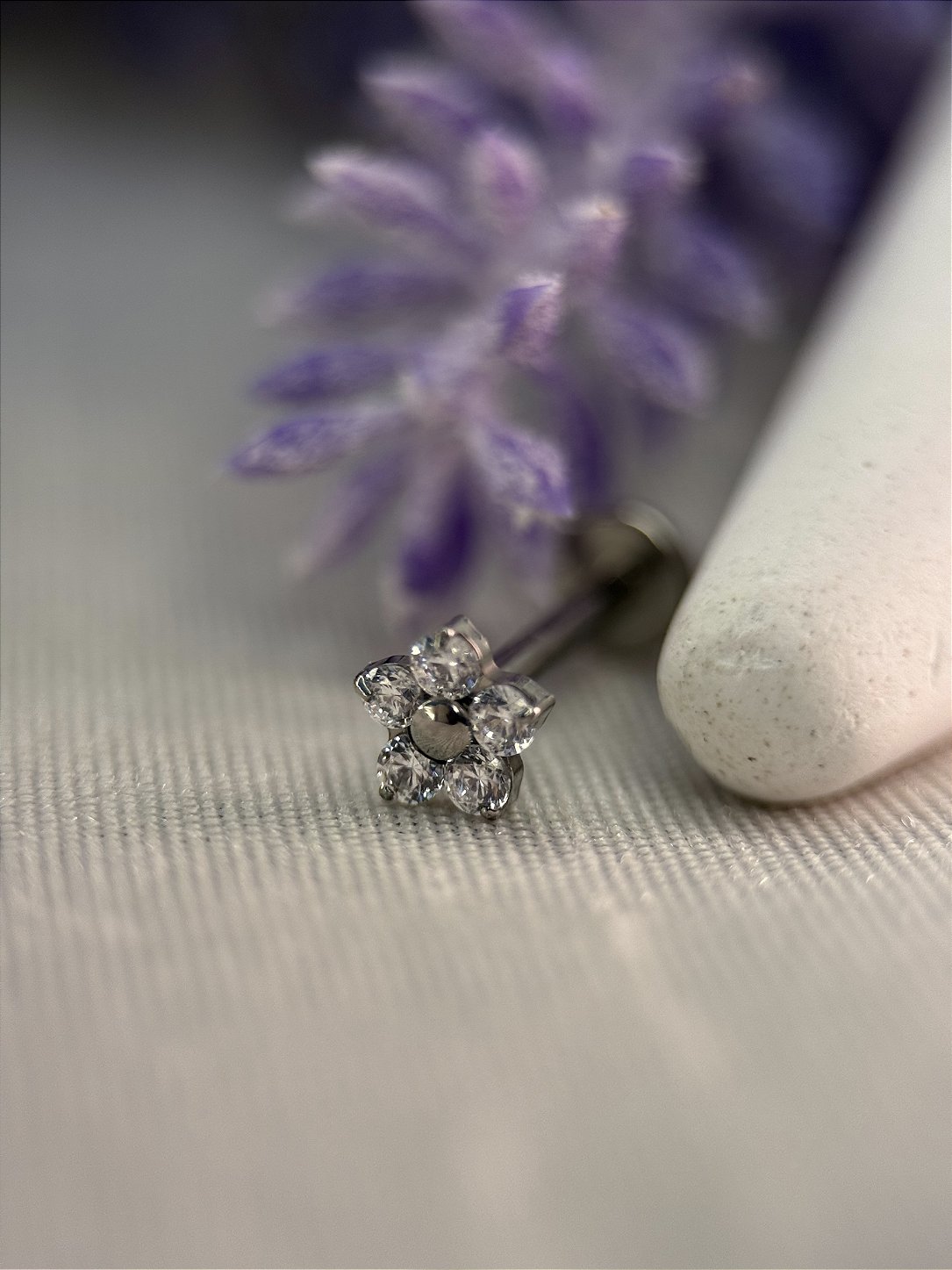 Topo Flor Zircônias 4,5 mm Titânio