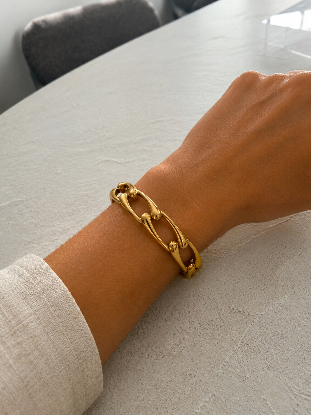 Bracelete em Aço Inox Dourado Elegante