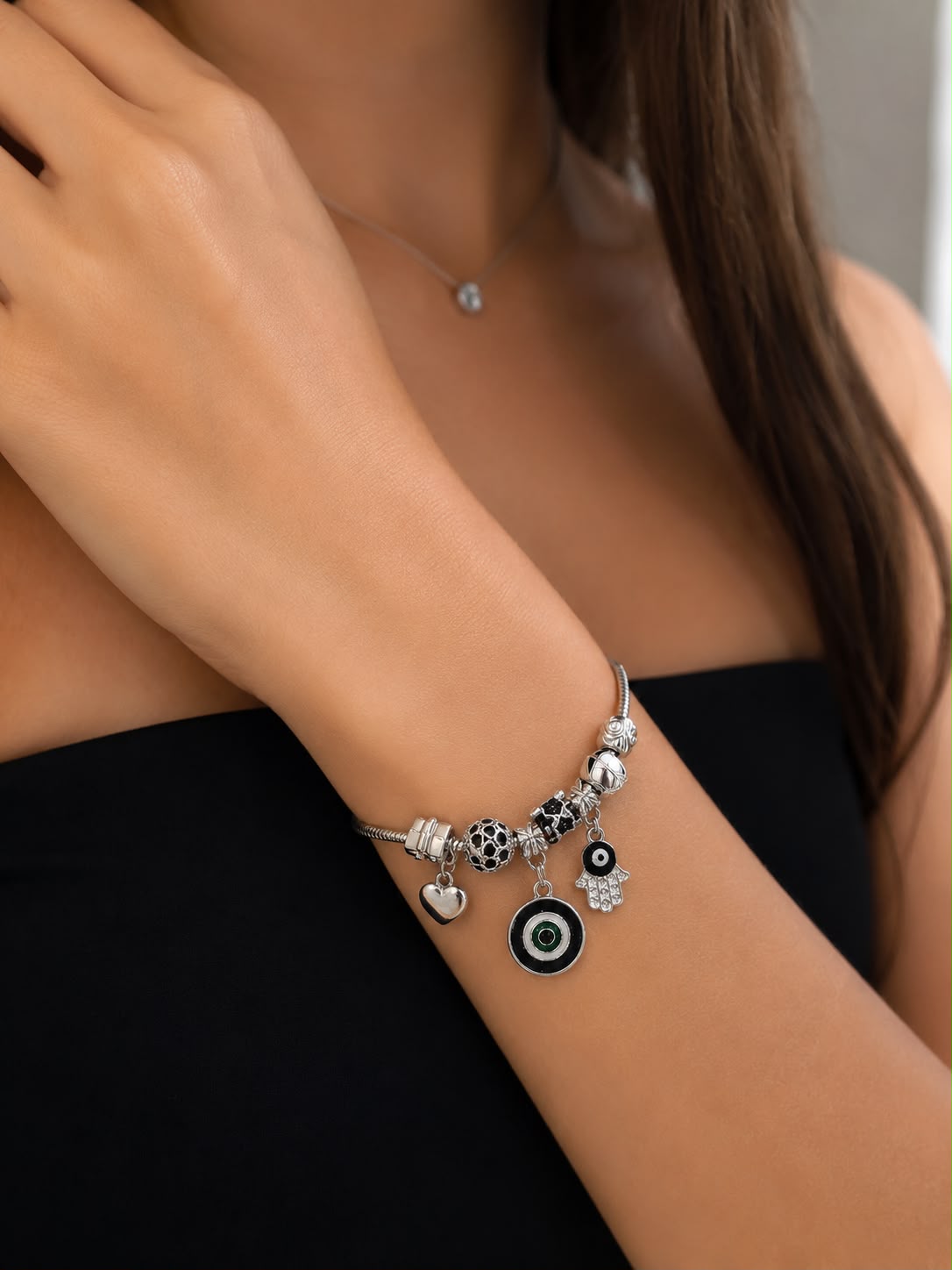 Pulseira Berloque com Pingentes Feminina
