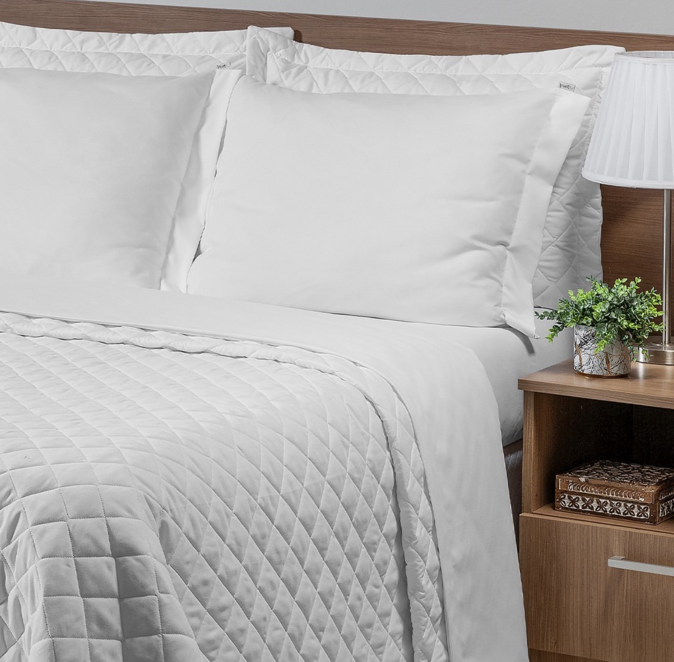 Cobre Leito Queen Juma Platino Branco Matelassado 3 Peças
