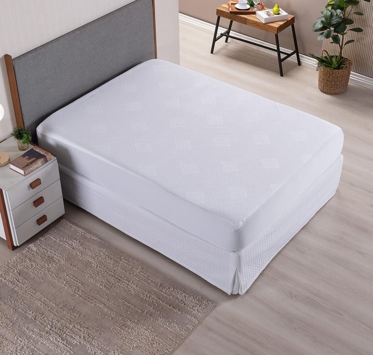 Protetor de Colchão Impermeável Solteiro Comfort Juma Branco — 40cm de Altura