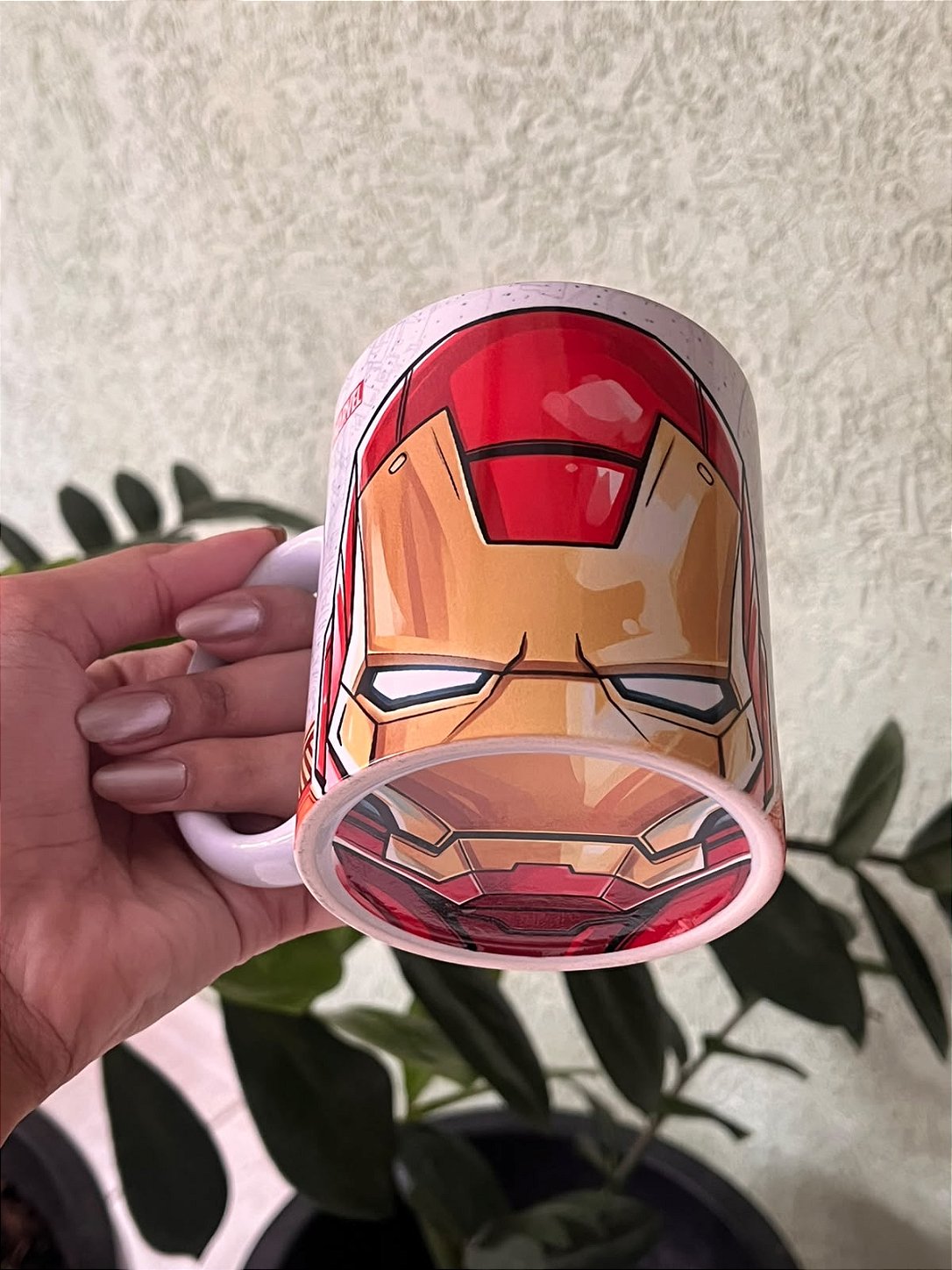 Caneca Bocão Homem de Ferro com Máscara