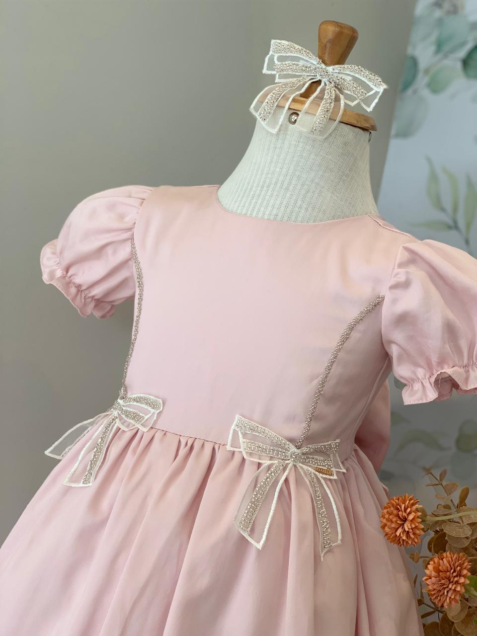 Vestido Rosa Com Laços Roana