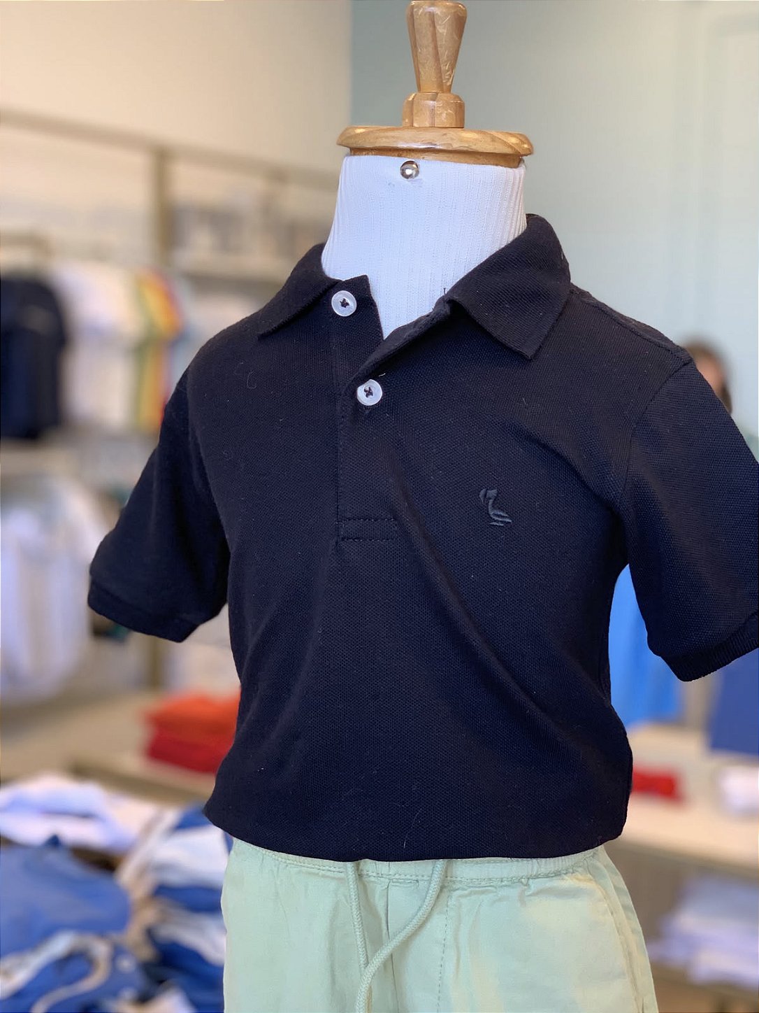 Conjunto Polo Preta e Short Sarja Verde Dudes