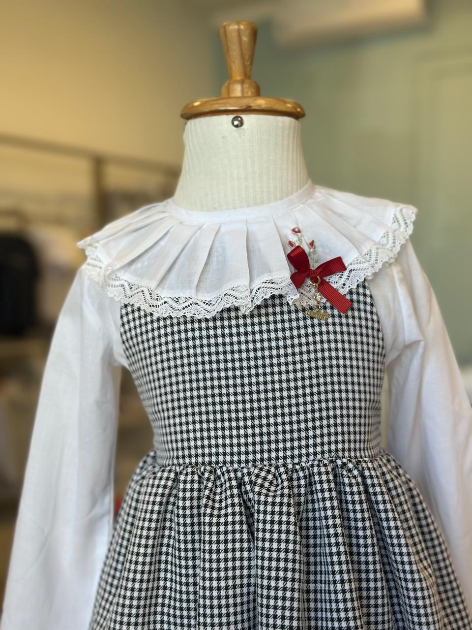 Vestido Preto e Branco Roana
