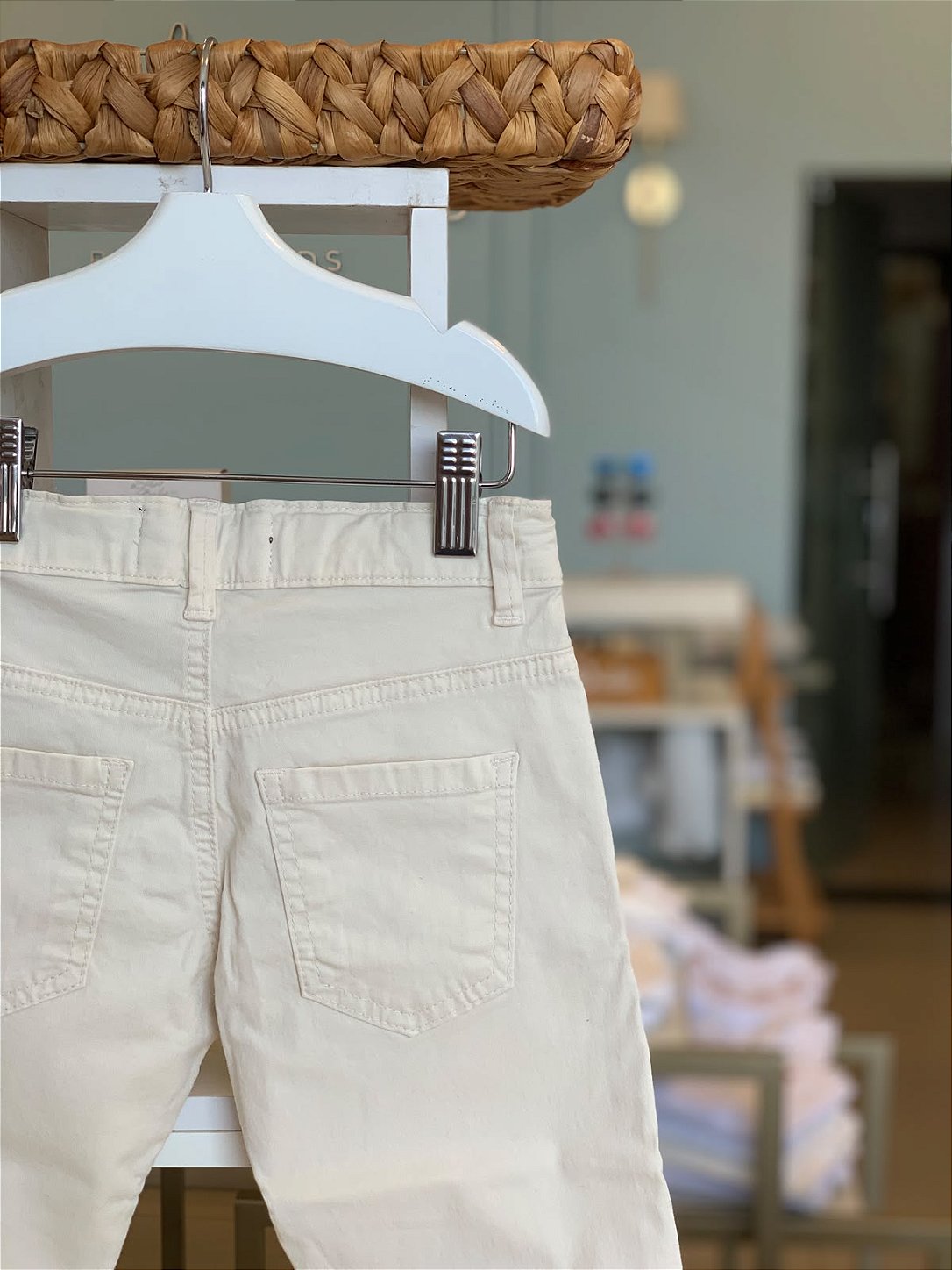 Calça Sarja Chino Areia Dudes